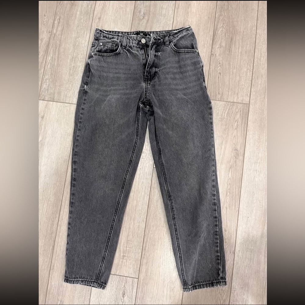 Stylish Gray Denim Jeans